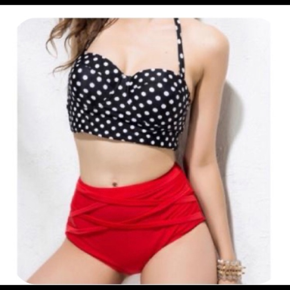 🍋🍋🍋Vintage Retro Polka dot bathing suit 2 piece